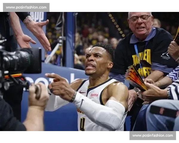 战老东家爆发!威少 18+6+6 创最佳,关键弃用引热议 战老东家爆发!威少 18+6+6 创最佳,关键弃用引热议