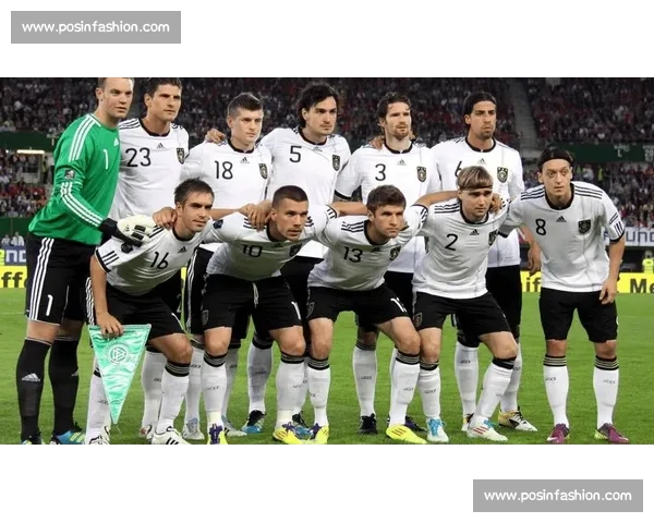 拉齐奥 1-0 尤文:罗马尼奥利坐镇,弗拉霍维奇哑火 拉齐奥 1-0 尤文:罗马尼奥利坐镇,弗拉霍维奇哑火